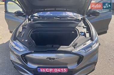 Позашляховик / Кросовер Ford Mustang Mach-E 2021 в 