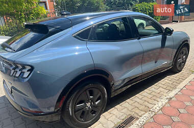 Позашляховик / Кросовер Ford Mustang Mach-E 2023 в 
