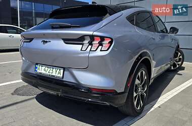 Позашляховик / Кросовер Ford Mustang Mach-E 2022 в 