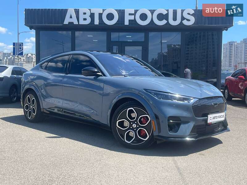 Позашляховик / Кросовер Ford Mustang Mach-E 2023 в 