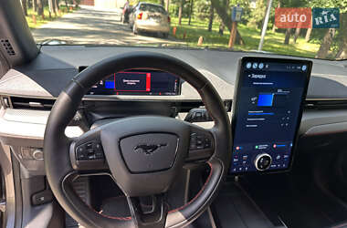 Внедорожник / Кроссовер Ford Mustang Mach-E 2021 в 