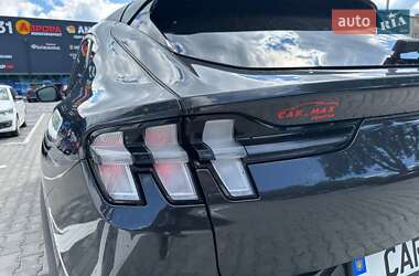 Позашляховик / Кросовер Ford Mustang Mach-E 2022 в 