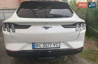 Позашляховик / Кросовер Ford Mustang Mach-E 2022 в 
