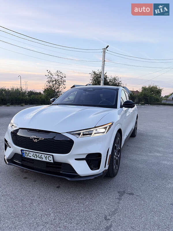 Внедорожник / Кроссовер Ford Mustang Mach-E 2023 в 