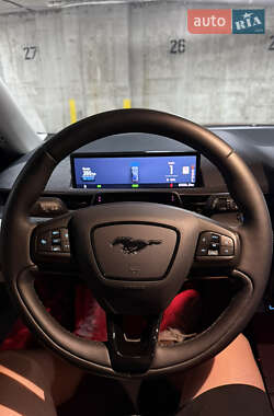 Внедорожник / Кроссовер Ford Mustang Mach-E 2021 в 