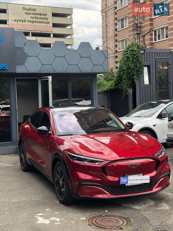 Ford Mustang Mach-E 2021