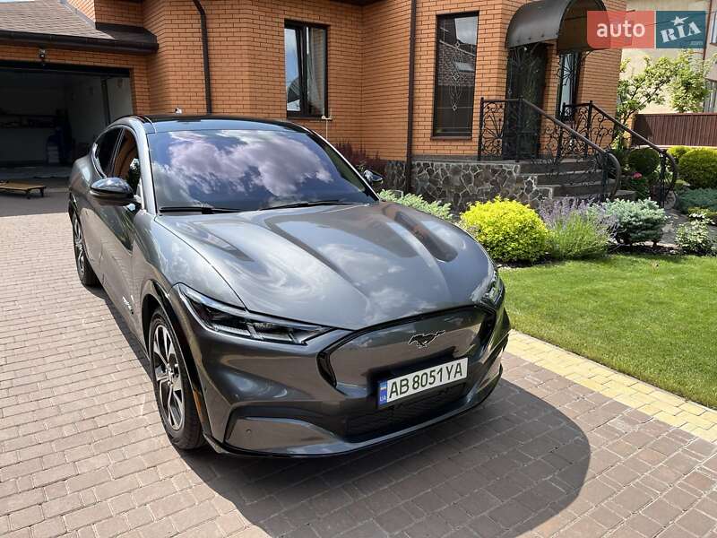 Внедорожник / Кроссовер Ford Mustang Mach-E 2023 в 