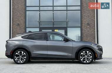 Внедорожник / Кроссовер Ford Mustang Mach-E 2021 в 