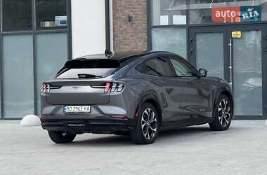 Внедорожник / Кроссовер Ford Mustang Mach-E 2021 в 