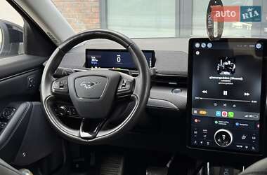 Внедорожник / Кроссовер Ford Mustang Mach-E 2021 в 