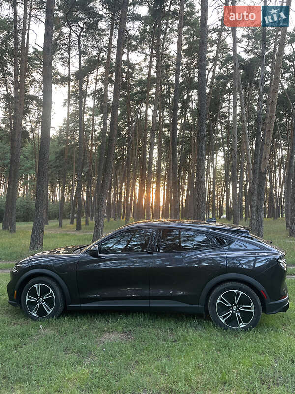 Внедорожник / Кроссовер Ford Mustang Mach-E 2022 в Сумах