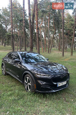 Внедорожник / Кроссовер Ford Mustang Mach-E 2022 в 