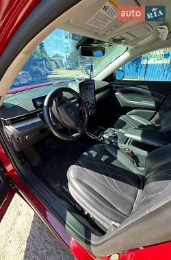Внедорожник / Кроссовер Ford Mustang Mach-E 2021 в 