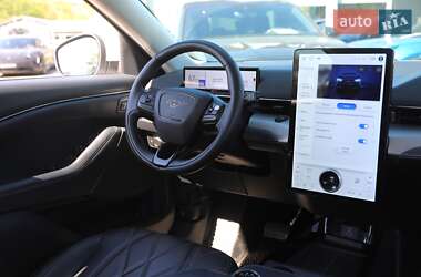 Внедорожник / Кроссовер Ford Mustang Mach-E 2021 в 