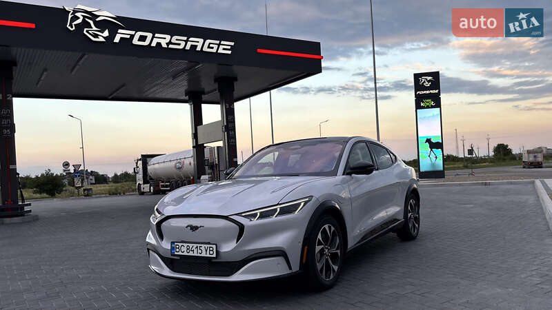Позашляховик / Кросовер Ford Mustang Mach-E 2021 в 