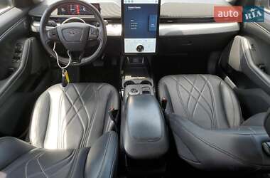 Внедорожник / Кроссовер Ford Mustang Mach-E 2021 в 