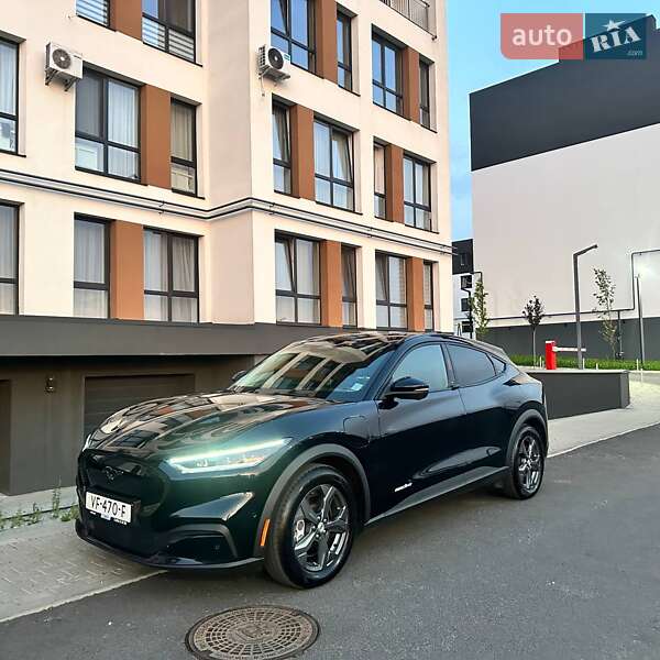 Внедорожник / Кроссовер Ford Mustang Mach-E 2021 в 