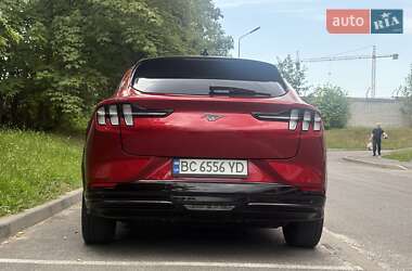 Внедорожник / Кроссовер Ford Mustang Mach-E 2021 в 