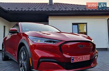 Позашляховик / Кросовер Ford Mustang Mach-E 2021 в 