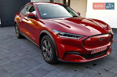 Позашляховик / Кросовер Ford Mustang Mach-E 2021 в 