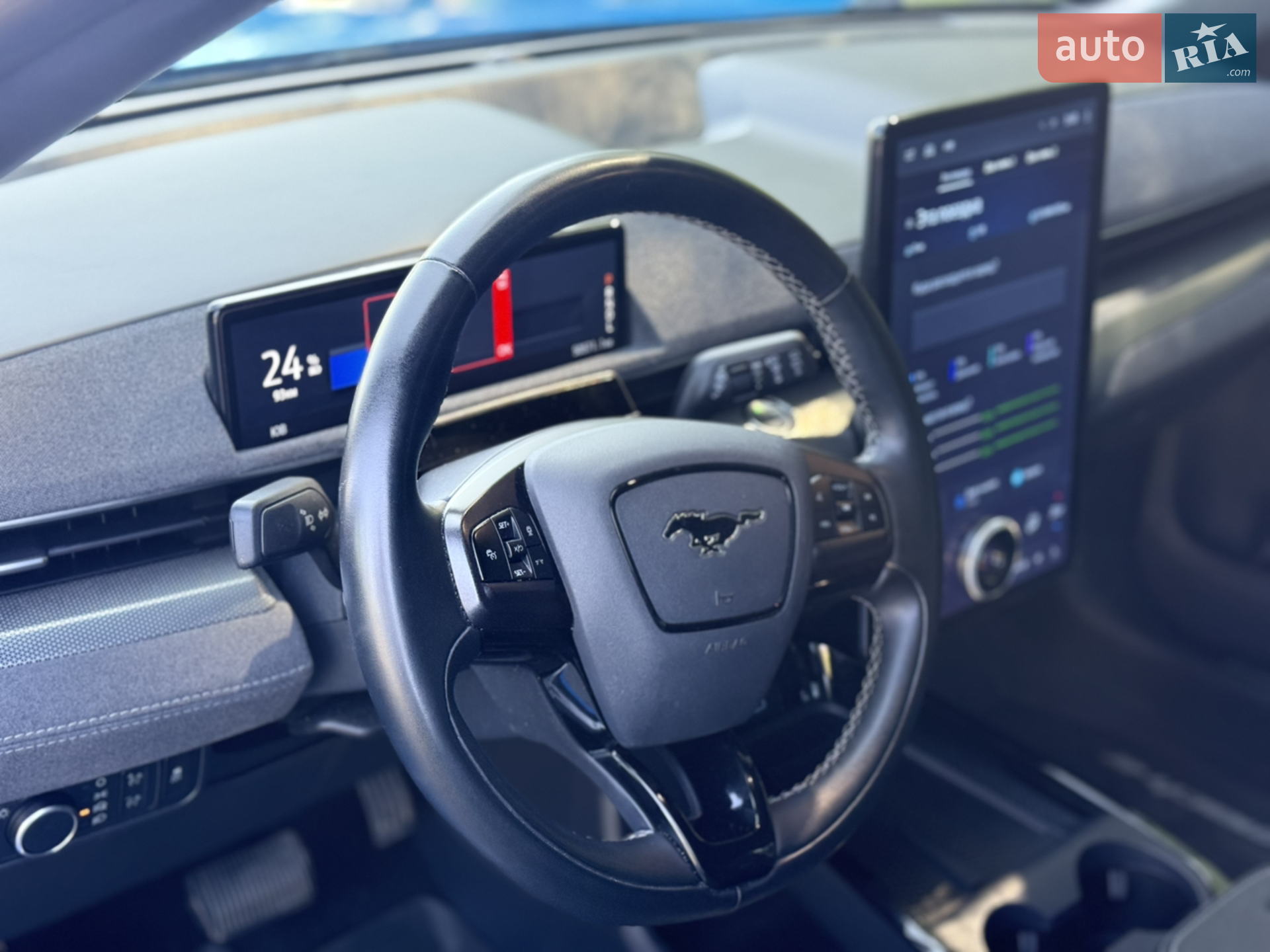 2022 Ford Mustang Mach-E - мініатюра 26