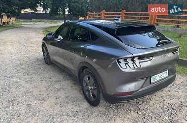 Внедорожник / Кроссовер Ford Mustang Mach-E 2021 в 