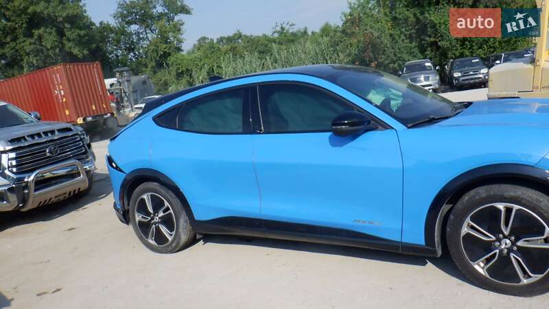 Позашляховик / Кросовер Ford Mustang Mach-E 2023 в Києві фото 12 Позашляховик / Кросовер Ford Mustang Mach-E 2023 в Києві