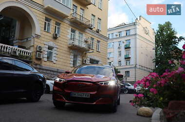 Внедорожник / Кроссовер Ford Mustang Mach-E 2021 в 