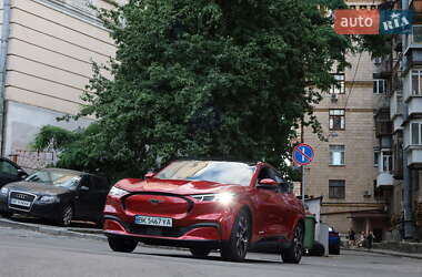 Внедорожник / Кроссовер Ford Mustang Mach-E 2021 в 