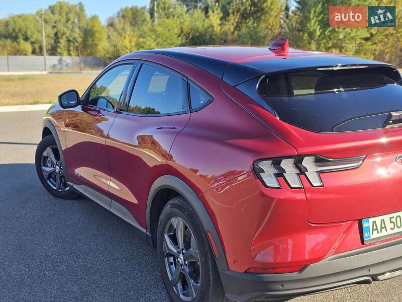 Позашляховик / Кросовер Ford Mustang Mach-E 2021 в Києві фото 9 Позашляховик / Кросовер Ford Mustang Mach-E 2021 в Києві