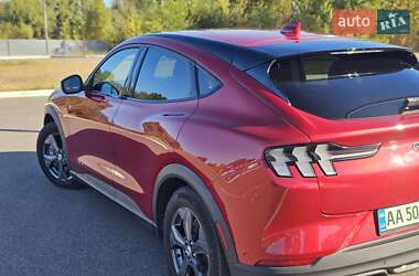 Позашляховик / Кросовер Ford Mustang Mach-E 2021 в 
