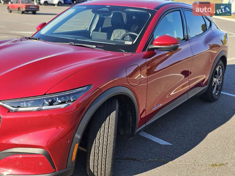 Позашляховик / Кросовер Ford Mustang Mach-E 2021 в Києві