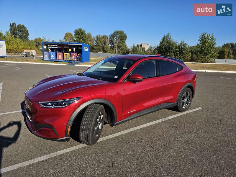Позашляховик / Кросовер Ford Mustang Mach-E 2021 в Києві фото 28 Позашляховик / Кросовер Ford Mustang Mach-E 2021 в Києві