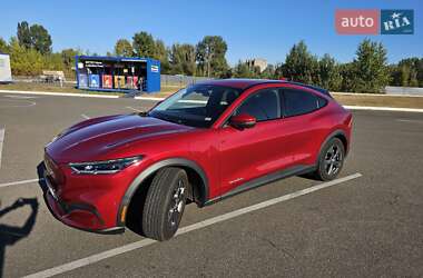 Позашляховик / Кросовер Ford Mustang Mach-E 2021 в 