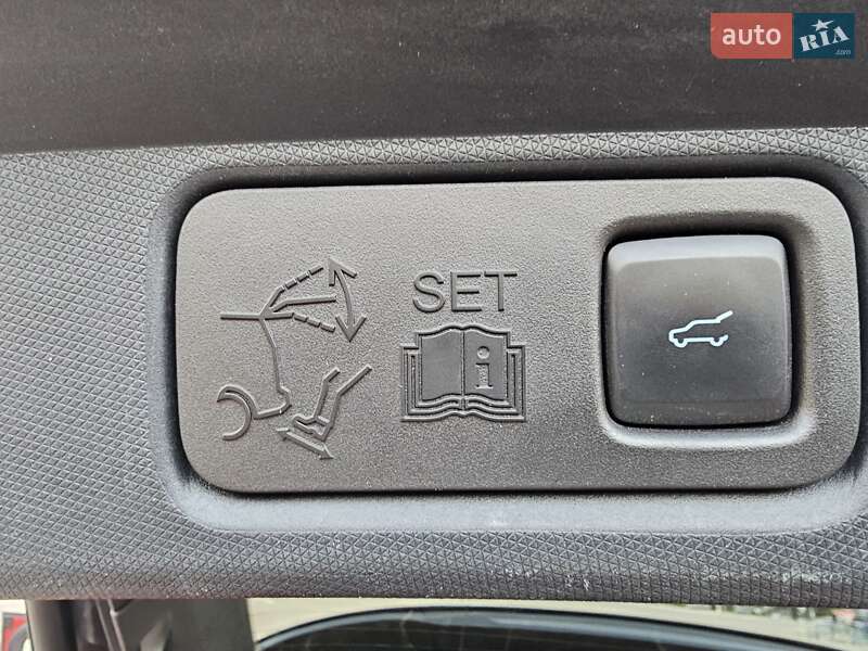 Позашляховик / Кросовер Ford Mustang Mach-E 2021 в Києві фото 29 Позашляховик / Кросовер Ford Mustang Mach-E 2021 в Києві