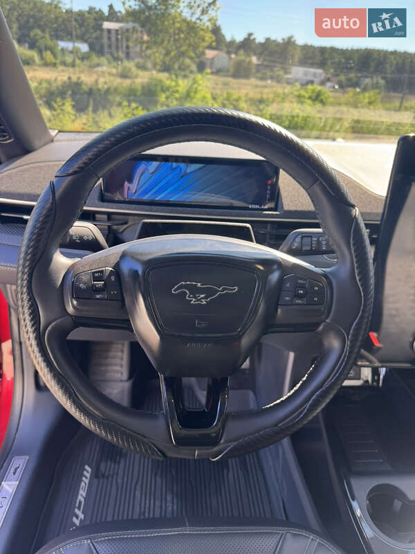 Внедорожник / Кроссовер Ford Mustang Mach-E 2021 в Киеве