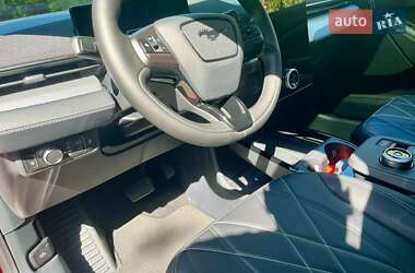 Внедорожник / Кроссовер Ford Mustang Mach-E 2022 в 