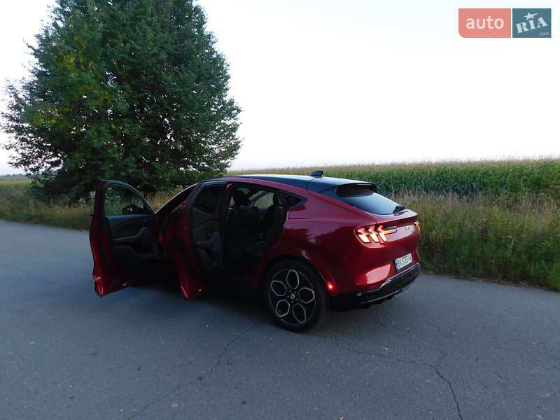 Внедорожник / Кроссовер Ford Mustang Mach-E 2022 в Хмельницком
