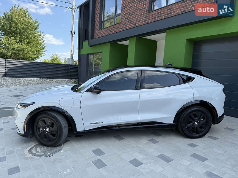 Позашляховик / Кросовер Ford Mustang Mach-E 2022 в Тернополі фото 8 Позашляховик / Кросовер Ford Mustang Mach-E 2022 в Тернополі