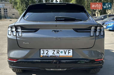 Внедорожник / Кроссовер Ford Mustang Mach-E 2021 в 
