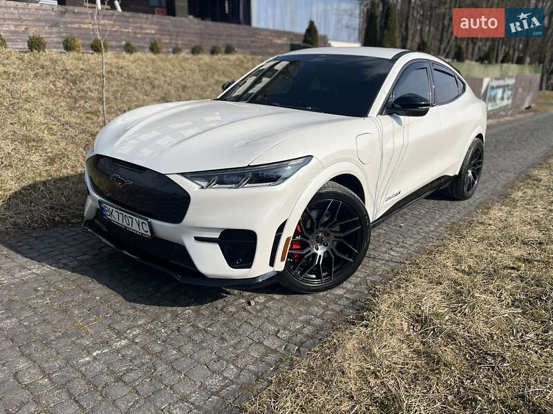 Внедорожник / Кроссовер Ford Mustang Mach-E 2021 в Ровно