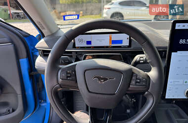 Внедорожник / Кроссовер Ford Mustang Mach-E 2023 в 