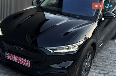 Внедорожник / Кроссовер Ford Mustang Mach-E 2021 в 