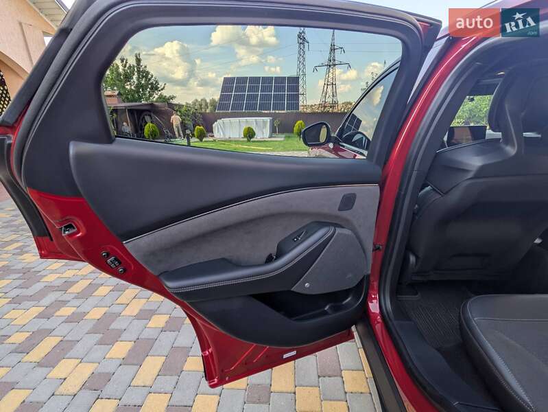 Позашляховик / Кросовер Ford Mustang Mach-E 2021 в Хмельницькому фото 27 Позашляховик / Кросовер Ford Mustang Mach-E 2021 в Хмельницькому