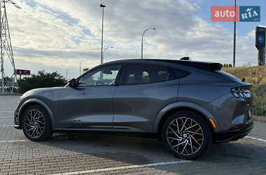 Позашляховик / Кросовер Ford Mustang Mach-E 2023 в 
