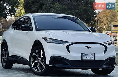 Внедорожник / Кроссовер Ford Mustang Mach-E 2021 в 