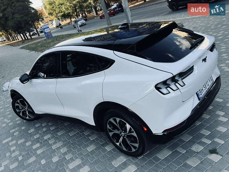 Позашляховик / Кросовер Ford Mustang Mach-E 2021 в Одесі