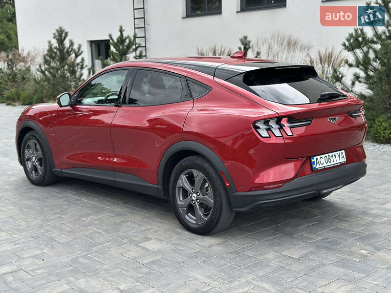 Позашляховик / Кросовер Ford Mustang Mach-E 2022 в Луцьку