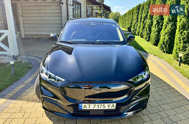 Позашляховик / Кросовер Ford Mustang Mach-E 2024 в 