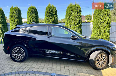 Позашляховик / Кросовер Ford Mustang Mach-E 2024 в 